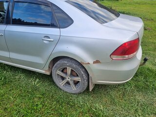 2010 Volkswagen Polo V, серебристый, 500000 рублей, вид 4