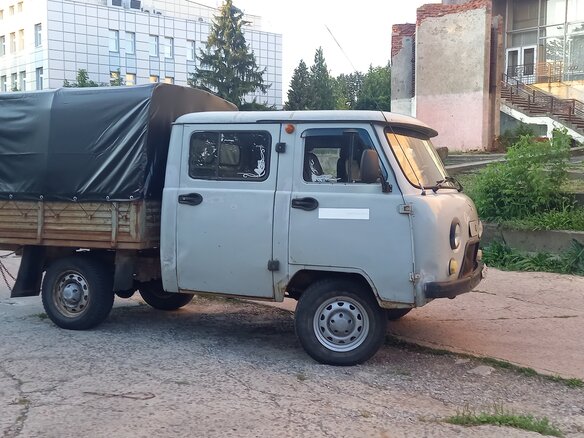 2014 УАЗ 3909, серебристый, 420000 рублей - вид 3
