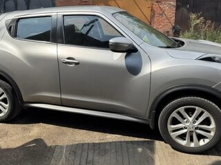 2015 Nissan Juke I Рестайлинг, серебристый, 1277777 рублей, вид 3