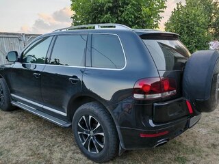 2008 Volkswagen Touareg I Рестайлинг, чёрный, 1950000 рублей, вид 4