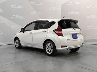 2017 Nissan Note e-Power II Рестайлинг, белый, 1280000 рублей, вид 2