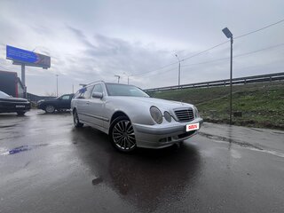 2000 Mercedes-Benz E-Класс 220 II (W210, S210) Рестайлинг, серебристый, 940000 рублей, вид 5