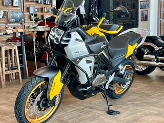 2025 QJMotor SVT 650 X, чёрный, 710000 рублей, вид 4