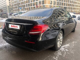 2018 Mercedes-Benz E-Класс 200 V (W213, S213, C238), чёрный, 2850000 рублей, вид 3