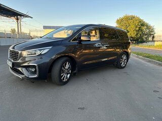 2020 Kia Carnival III, серый, 2630000 рублей, вид 1