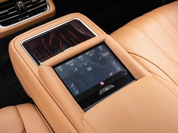 2025 Lexus LS 500h V Рестайлинг, чёрный, 16666666 рублей - вид 22