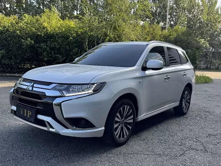 Mitsubishi Outlander III Рестайлинг 3