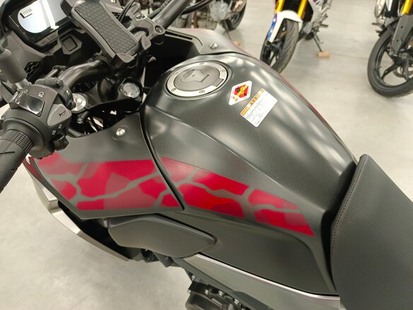 2020 Honda 400X, серый, 615000 рублей - вид 16