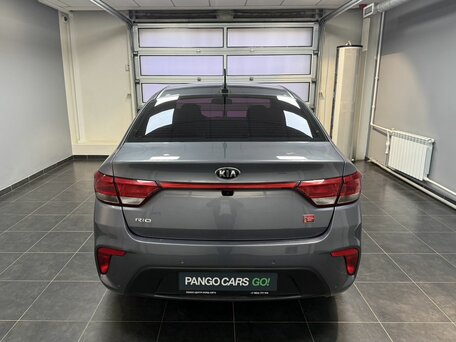2018 Kia Rio IV, серый, 1380000 рублей, вид 5