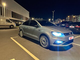 2017 Volkswagen Polo V Рестайлинг, серебристый, 1300000 рублей, вид 5
