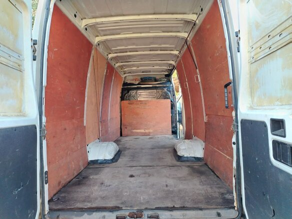 2012 Iveco Daily, белый, 1300000 рублей - вид 6