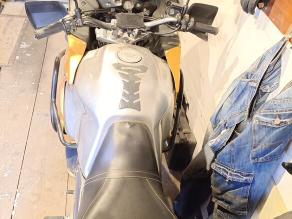 1999 Honda XL1000V Varadero, золотистый, 450000 рублей - вид 7