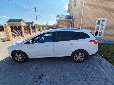 2012 Ford Focus III, белый, 590000 рублей, вид 2