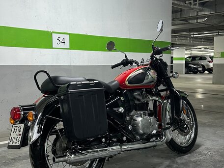 2024 Royal Enfield Classic 350, красный, 460000 рублей, вид 2