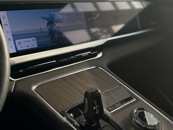 2026 Geely Monjaro I Рестайлинг, серый, 4954990 рублей - вид 21