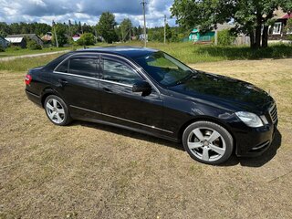 2012 Mercedes-Benz E-Класс 300 IV (W212, S212, C207), чёрный, 1950000 рублей, вид 3