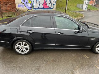2011 Mercedes-Benz E-Класс 350 IV (W212, S212, C207), чёрный, 1600000 рублей, вид 4