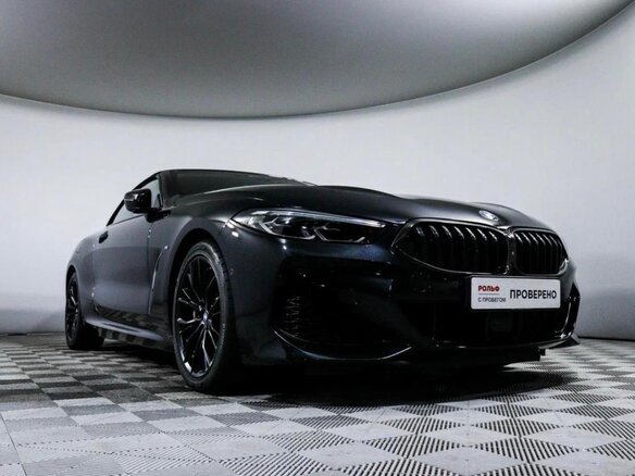 2020 BMW 8 серии 840i xDrive II (G14/G15/G16), чёрный, 9000000 рублей - вид 2
