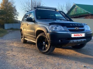 2016 Chevrolet Niva I Рестайлинг, серый, 750000 рублей, вид 2