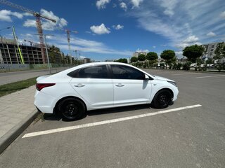 2018 Hyundai Solaris II, белый, 950000 рублей, вид 5
