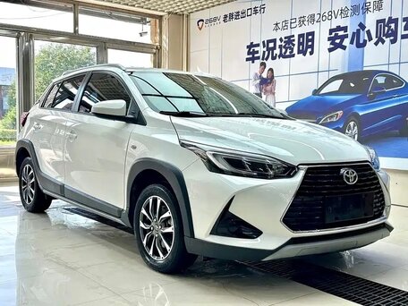 2022 Toyota Yaris Cross I, белый, 1567007 рублей, вид 3