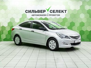 2016 Hyundai Solaris I Рестайлинг, серебристый, 830000 рублей, вид 5