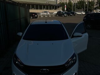 2021 Lada (ВАЗ) Vesta I, белый, 950000 рублей, вид 2