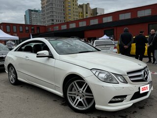 2009 Mercedes-Benz E-Класс 350 IV (W212, S212, C207), белый, 2050000 рублей, вид 4
