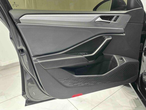 2023 Volkswagen Sagitar III Рестайлинг, серый, 1350000 рублей - вид 10