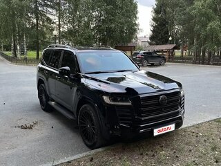 2021 Toyota Land Cruiser 300 Series, чёрный, 9900000 рублей, вид 2