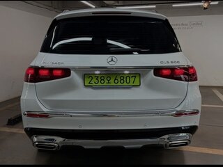 2026 Mercedes-Benz Maybach GLS 600 I Рестайлинг, белый, 26000332 рублей, вид 4