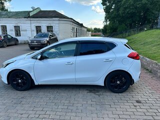 2013 Kia Ceed II, белый, 800000 рублей, вид 4