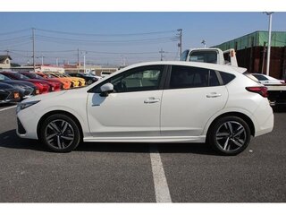 2022 Subaru Impreza V Рестайлинг, белый, 1260404 рублей, вид 5