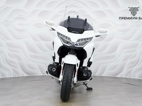 2018 Honda GL 1800 Gold Wing, белый, 2399000 рублей, вид 4