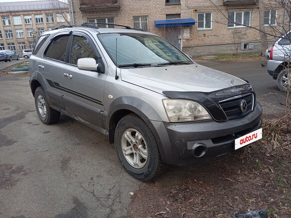 2003 Kia Sorento I, серый, 630000 рублей - вид 2