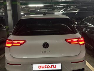 2021 Volkswagen Golf VIII, белый, 2600000 рублей, вид 4