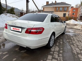 2011 Mercedes-Benz E-Класс 350 IV (W212, S212, C207), белый, 1850000 рублей, вид 2