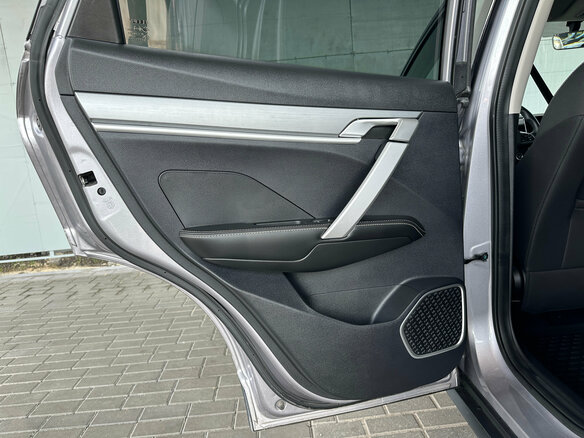 2022 Geely Coolray I, серый, 1410000 рублей - вид 15