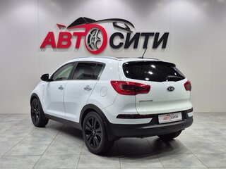 2011 Kia Sportage III, белый, 1030000 рублей, вид 5