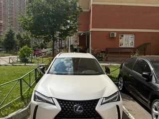 2021 Lexus UX 250h I, белый, 3350000 рублей, вид 3