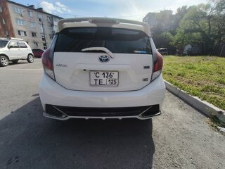 2014 Toyota Aqua I, белый, 910000 рублей, вид 3