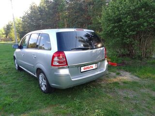2010 Opel Zafira B Рестайлинг, серый, 530000 рублей, вид 4