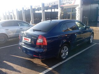 2010 Skoda Octavia II (A5) Рестайлинг, синий, 700000 рублей, вид 2