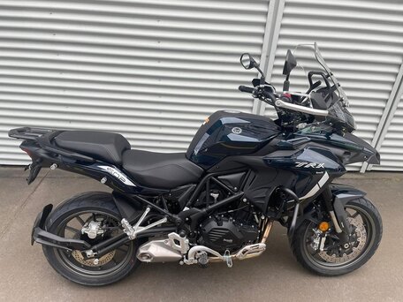2026 Benelli TRK 502, чёрный, 548100 рублей, вид 2