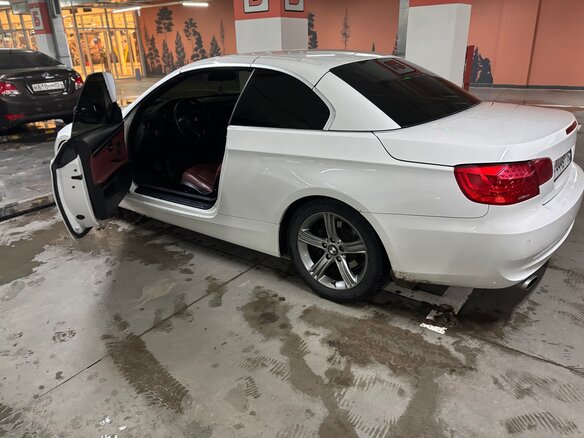 2010 BMW 3 серии 320i V (E90/E91/E92/E93) Рестайлинг, белый, 1200000 рублей - вид 7