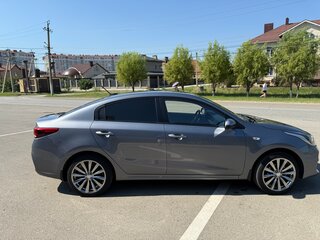 2017 Kia Rio IV, серый, 1340000 рублей, вид 5