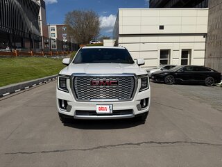 2021 GMC Yukon V, белый, 7490000 рублей, вид 2