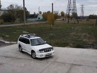 2001 Subaru Forester I Рестайлинг, белый, 400000 рублей, вид 1