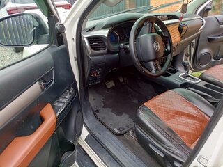 2016 Toyota Hilux VIII, белый, 2690000 рублей, вид 3