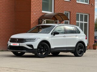 2021 Volkswagen Tiguan II Рестайлинг, белый, 3580000 рублей, вид 2